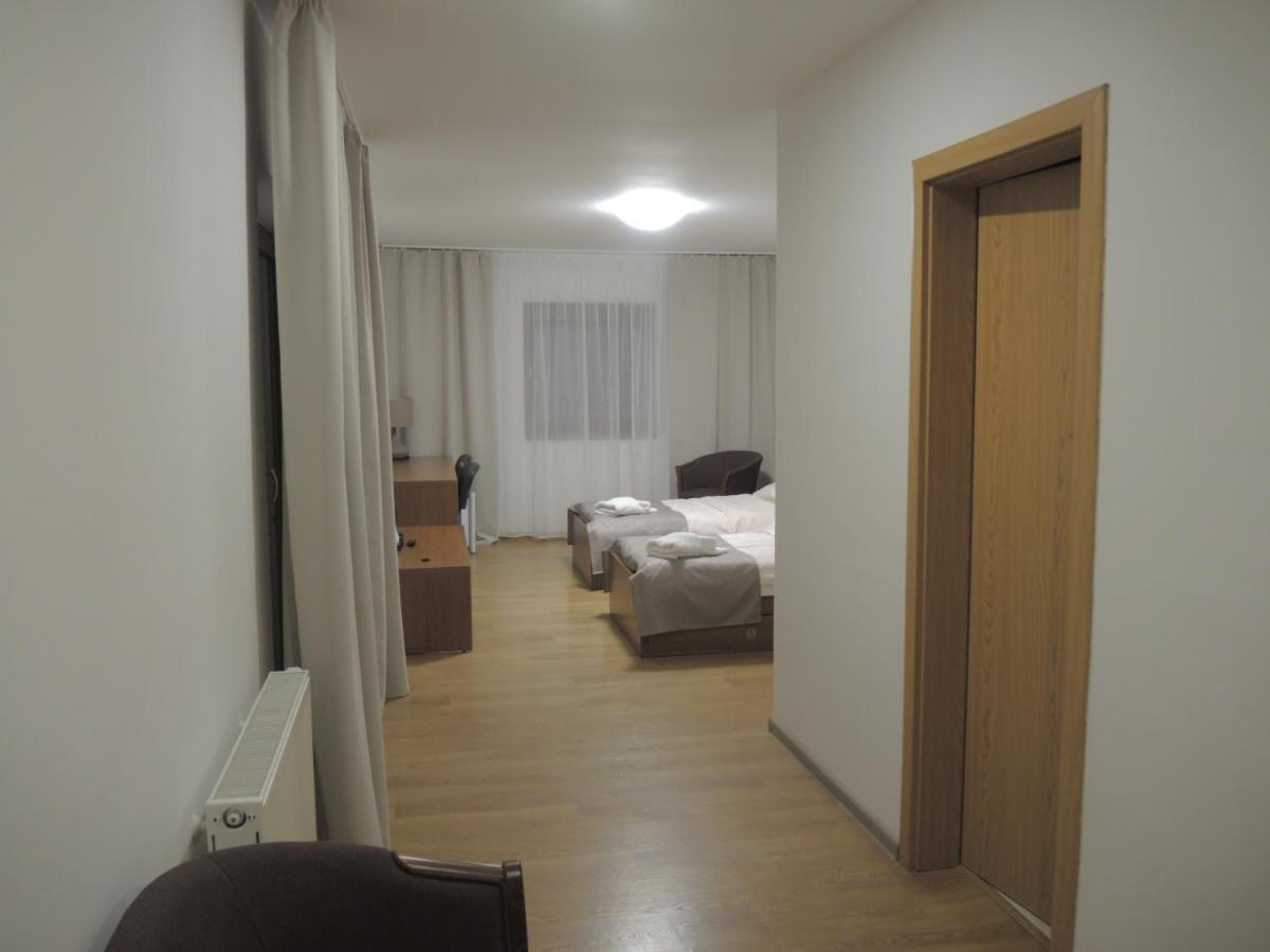 Penzion Radlinka Hotel Presov Exterior photo