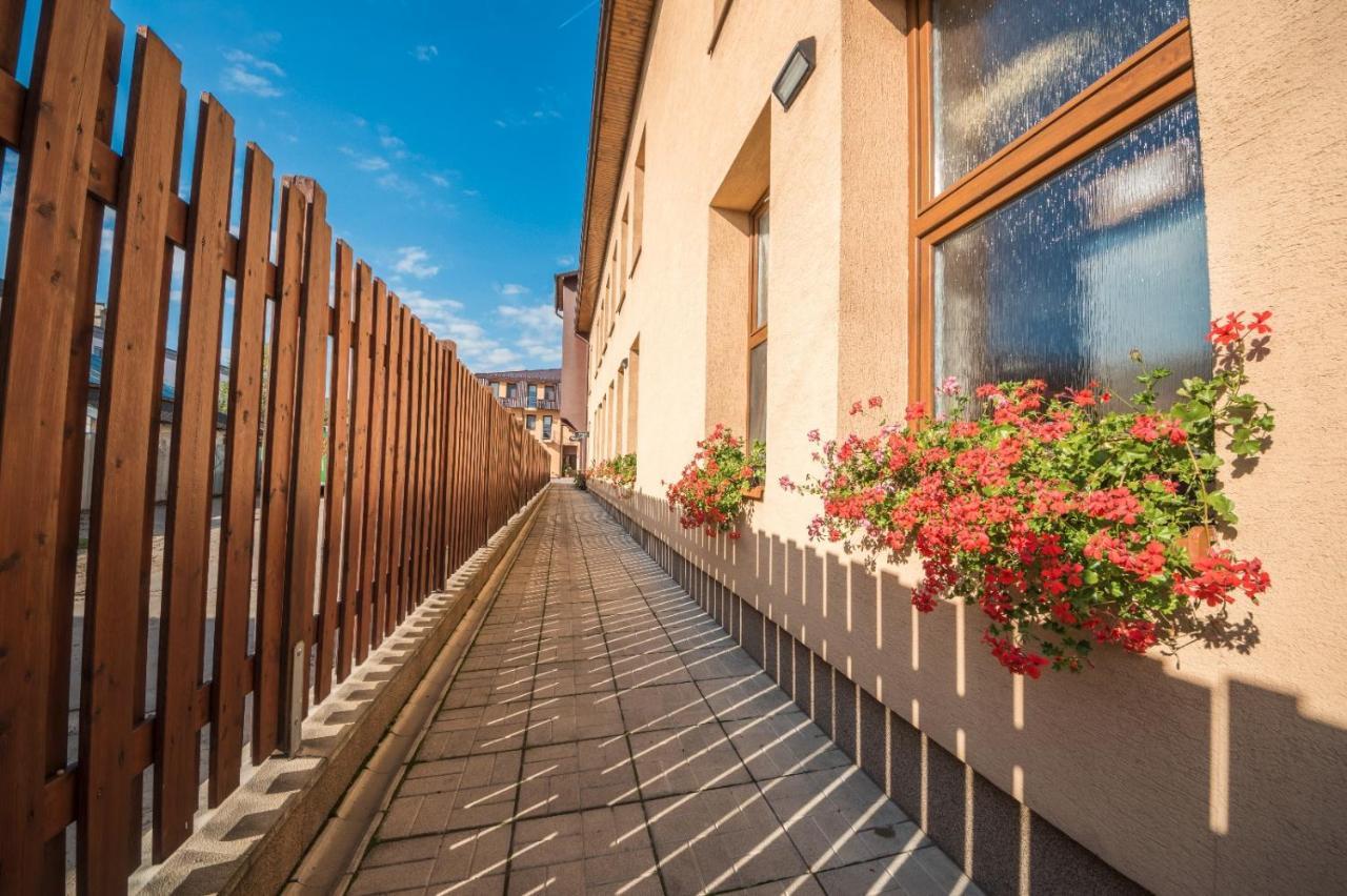 Penzion Radlinka Hotel Presov Exterior photo