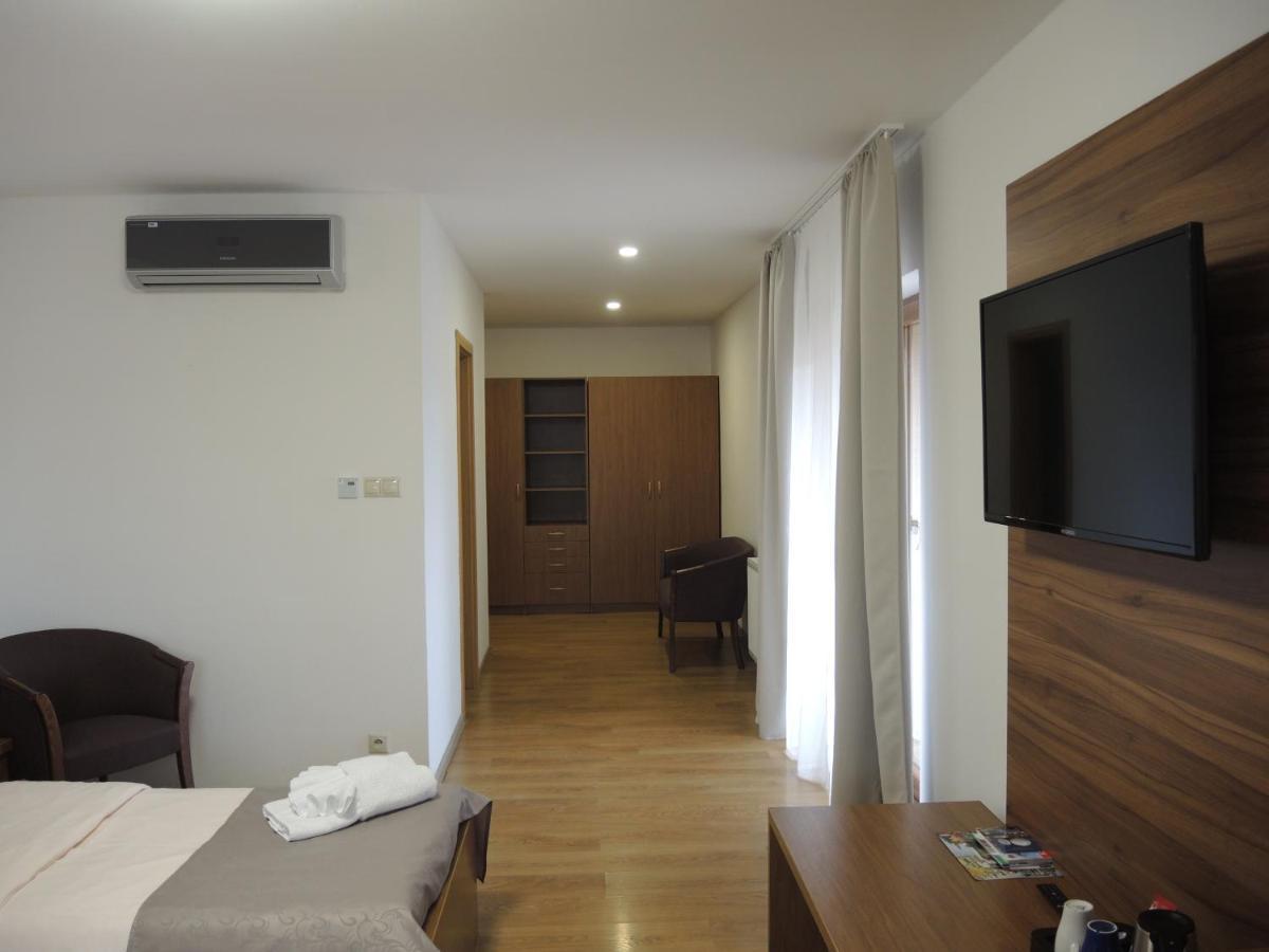 Penzion Radlinka Hotel Presov Exterior photo